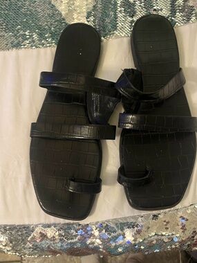 Nine West Black Croc-Embossed Slide Sandals